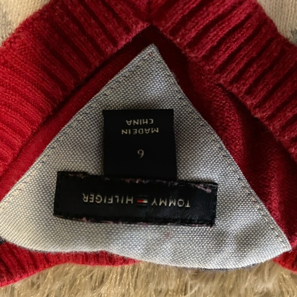 Beautiful boys sweater - Picture 2 of 2